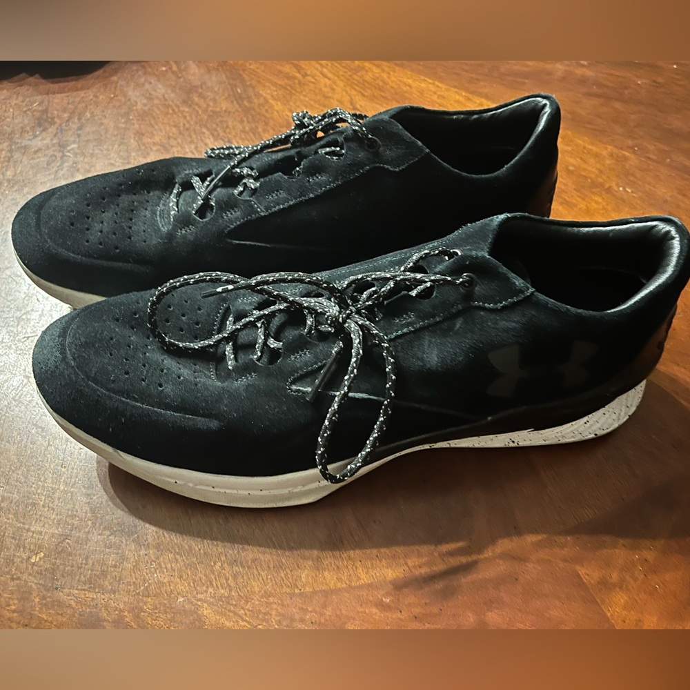 MENS UNDER ARMOUR SNEAKERS